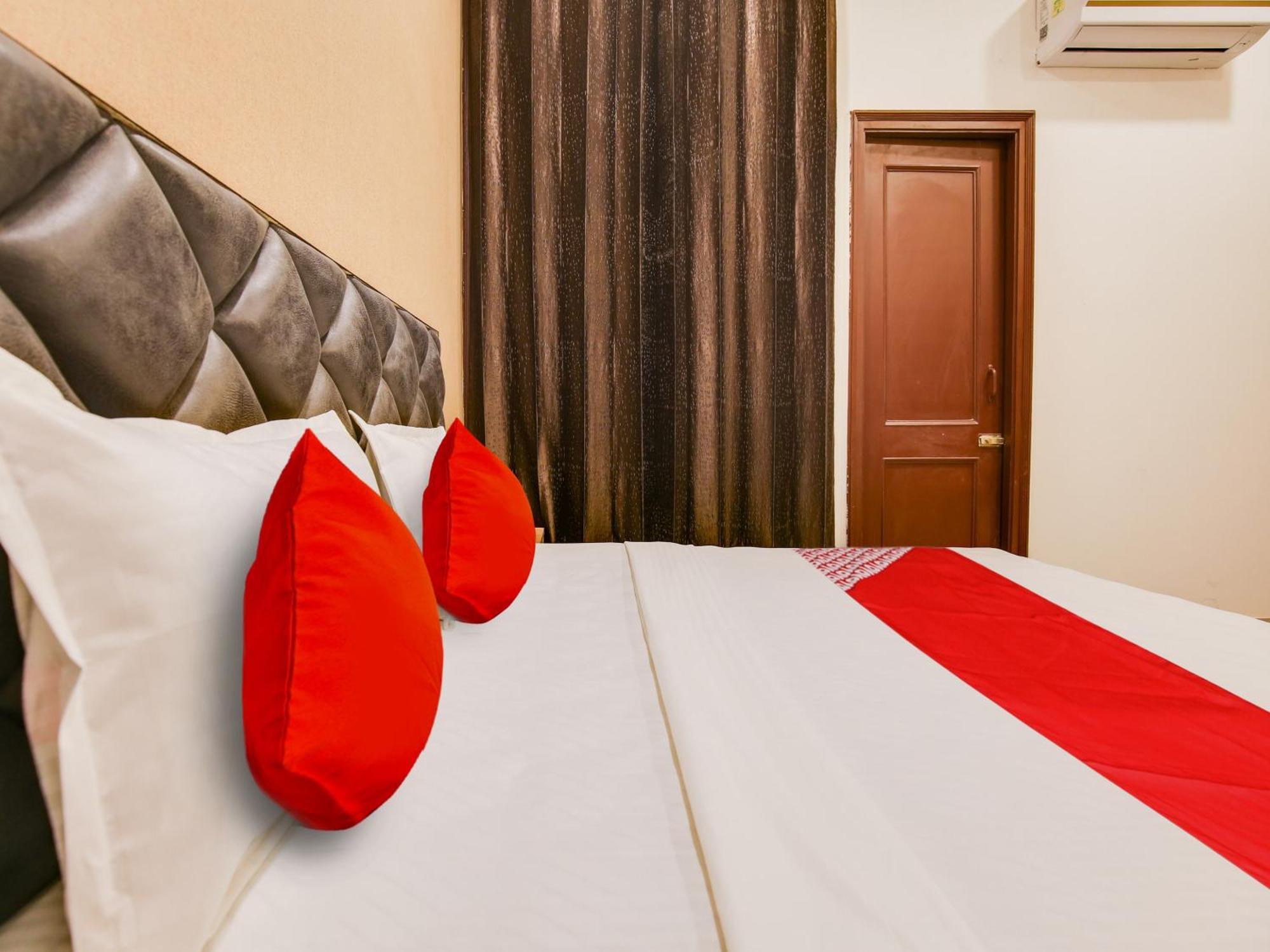 Hotel O Baran Classic Ludhiana Luaran gambar