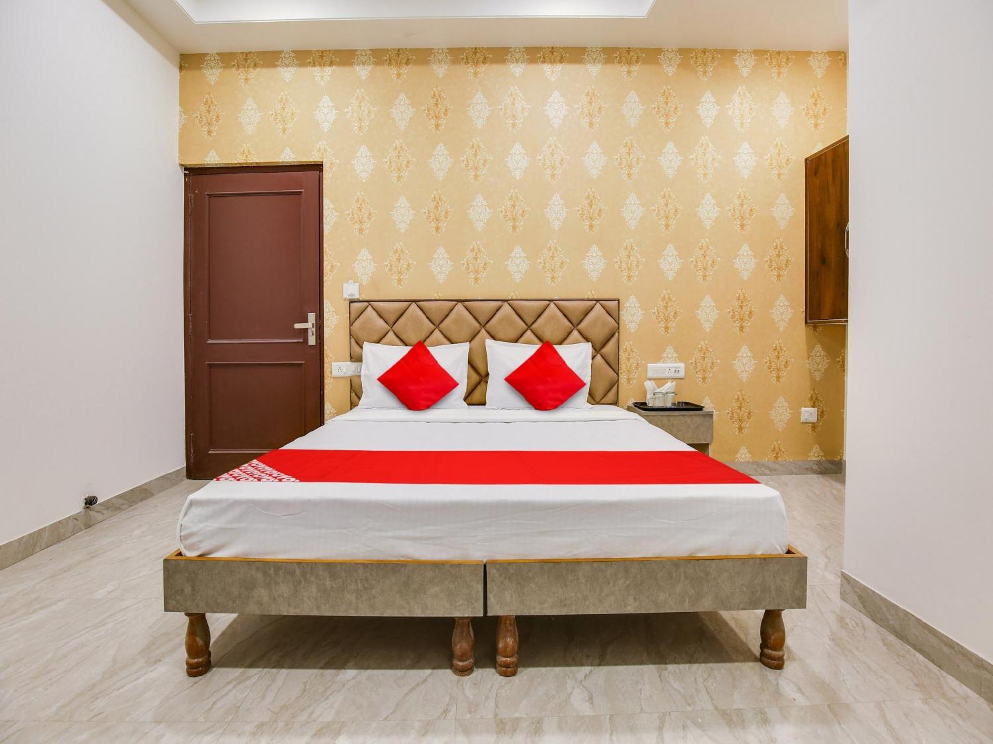 Hotel O Baran Classic Ludhiana Luaran gambar
